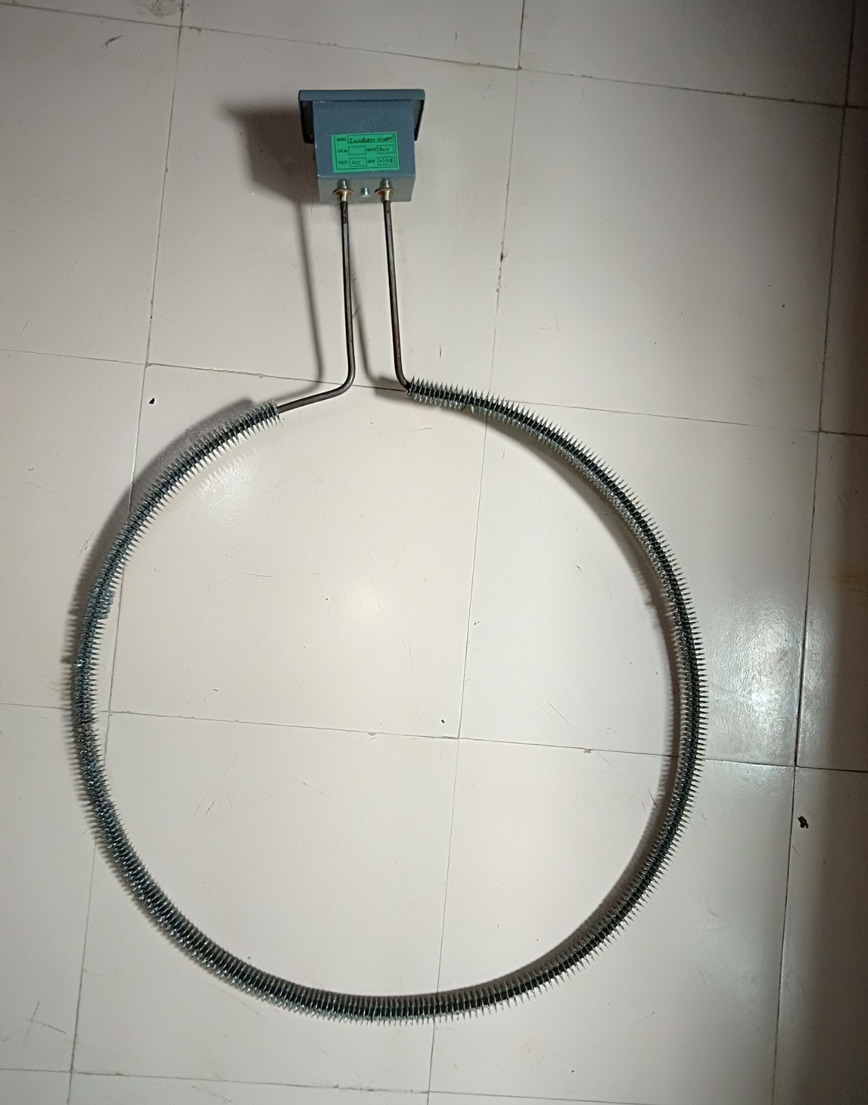 Cylindrical Insulator